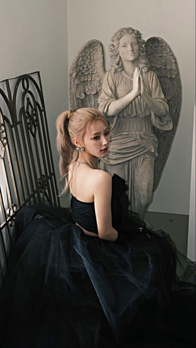 Yavira Jung