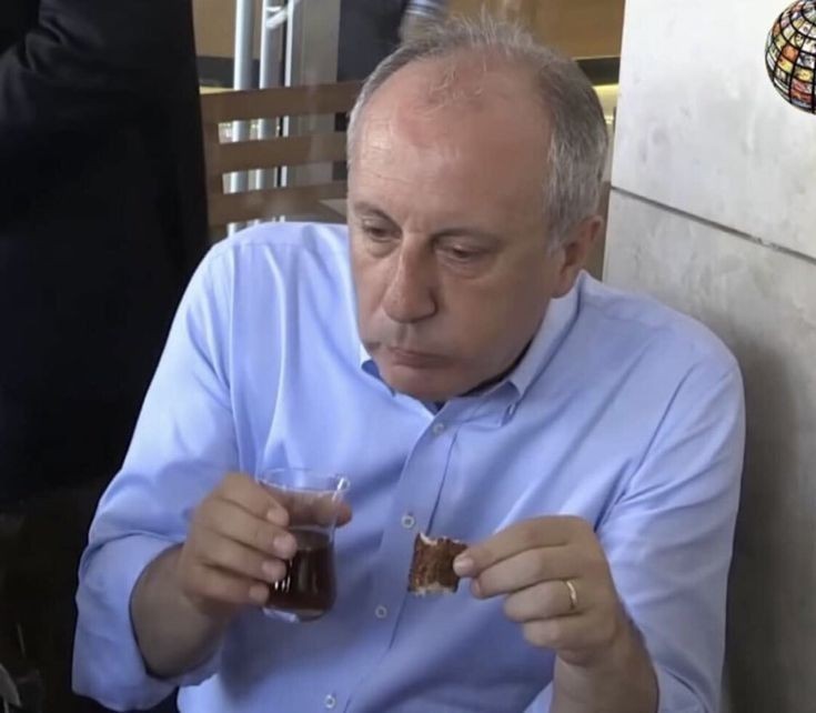 Masaya çıkıp tepinen nurdinin ıslak terliginin göt