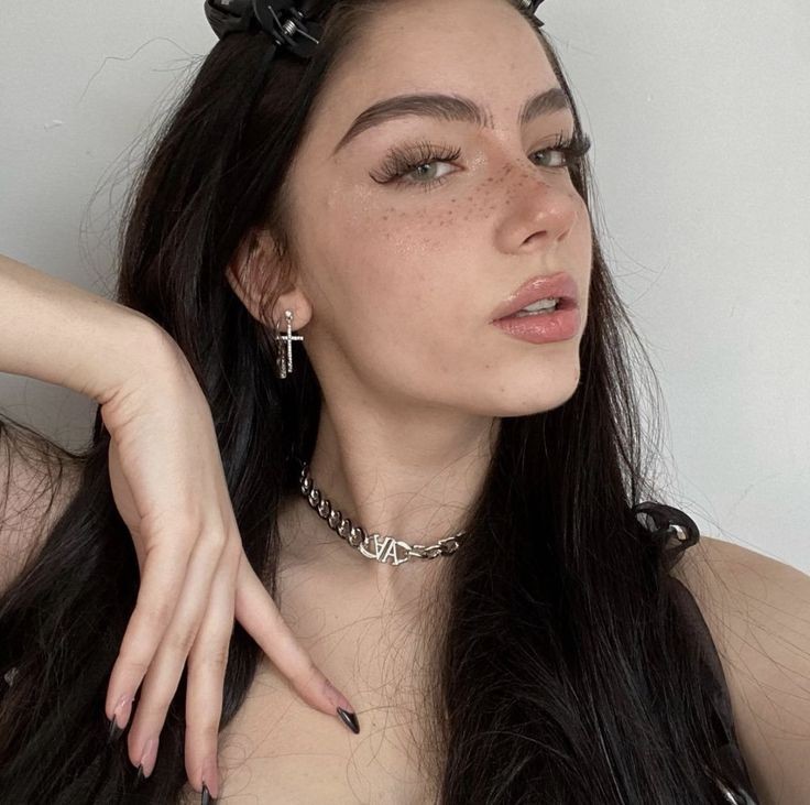 ✮