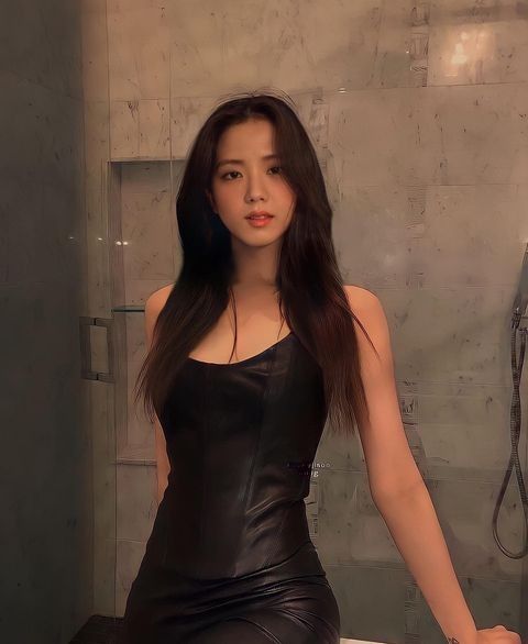 Jisooqw