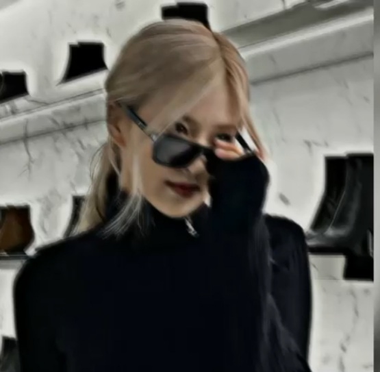 Ada GRANDE