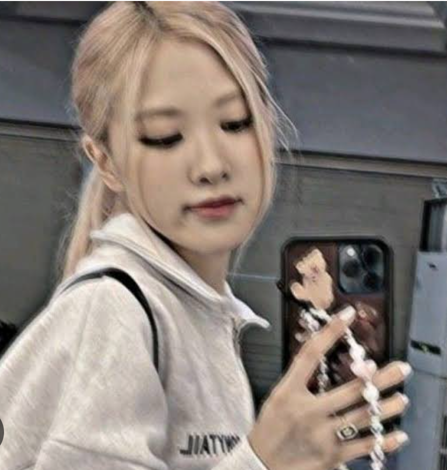 ROSE💖🐇