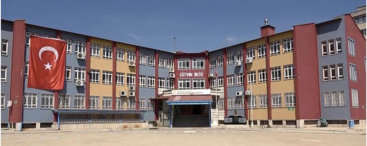 Okulu bombalama derneği