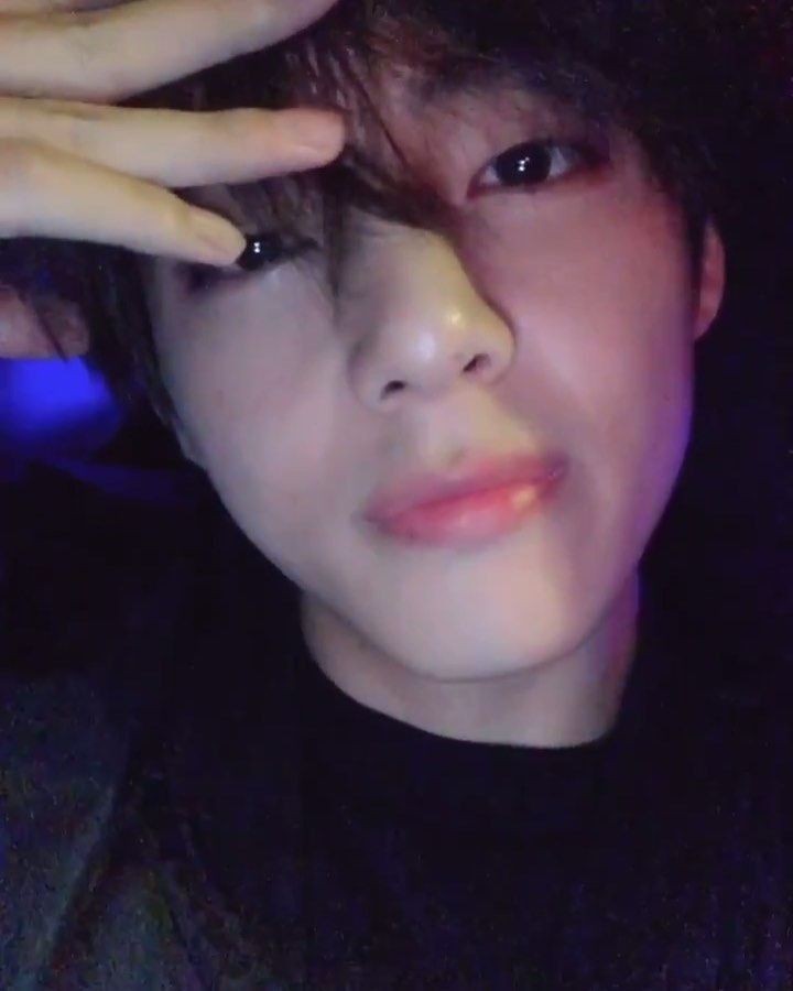 Taehyung için ölmüşüm