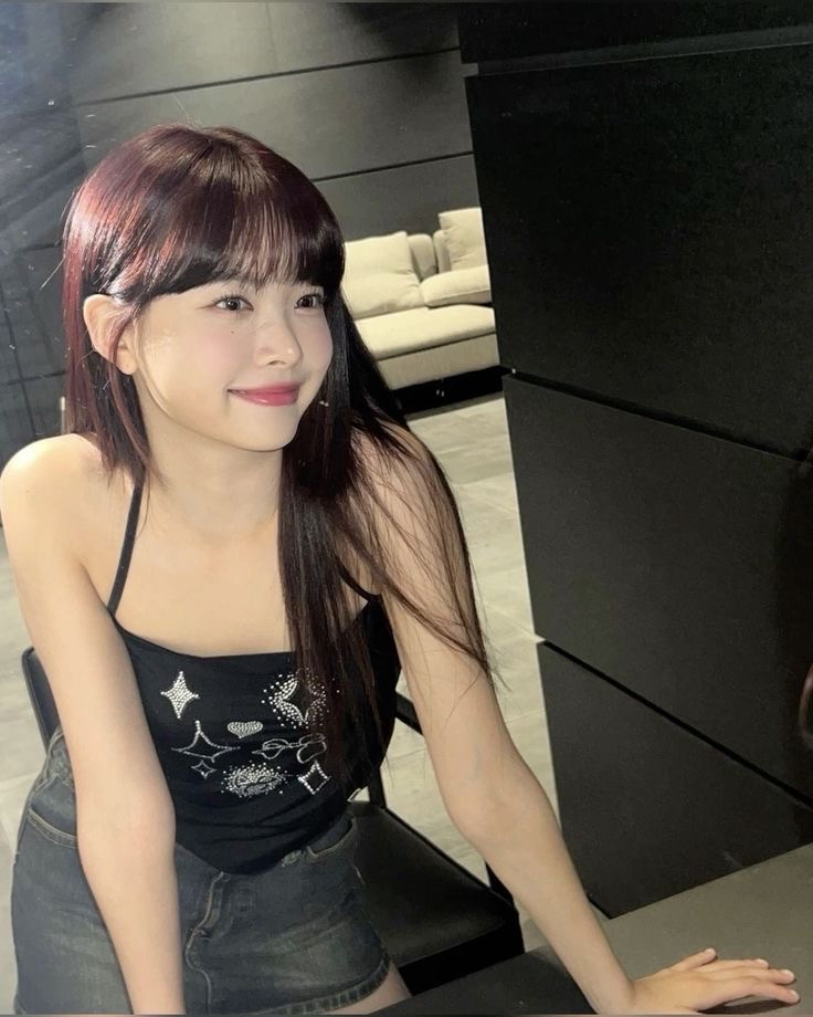 Aura Hwang