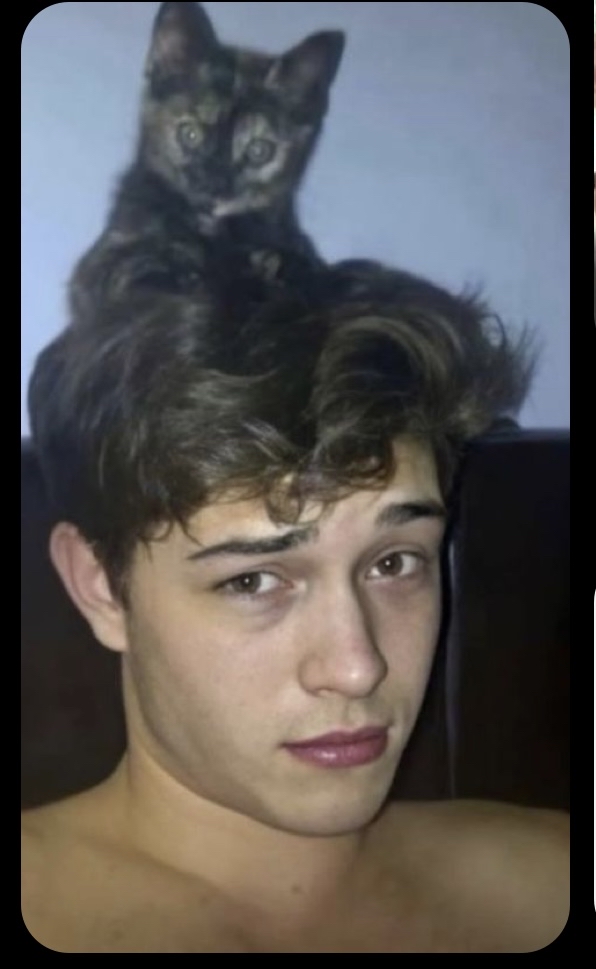 Ela Tütüncü