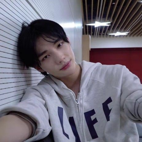 Hyunjinnn
