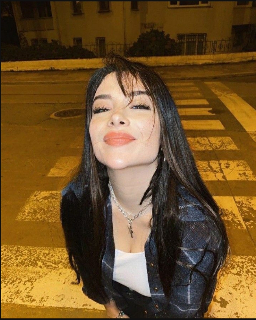 ❦