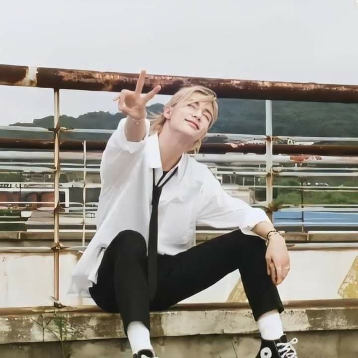 Hwang hyunjin