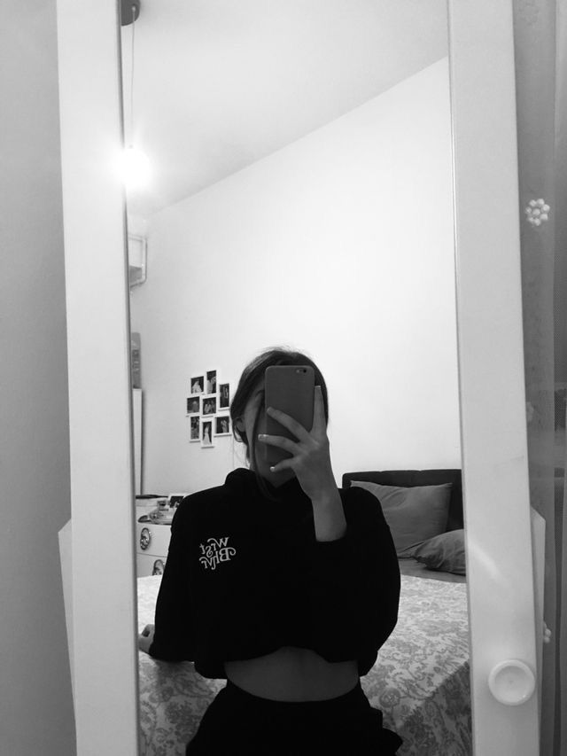 Sadece mutsuz bir insan