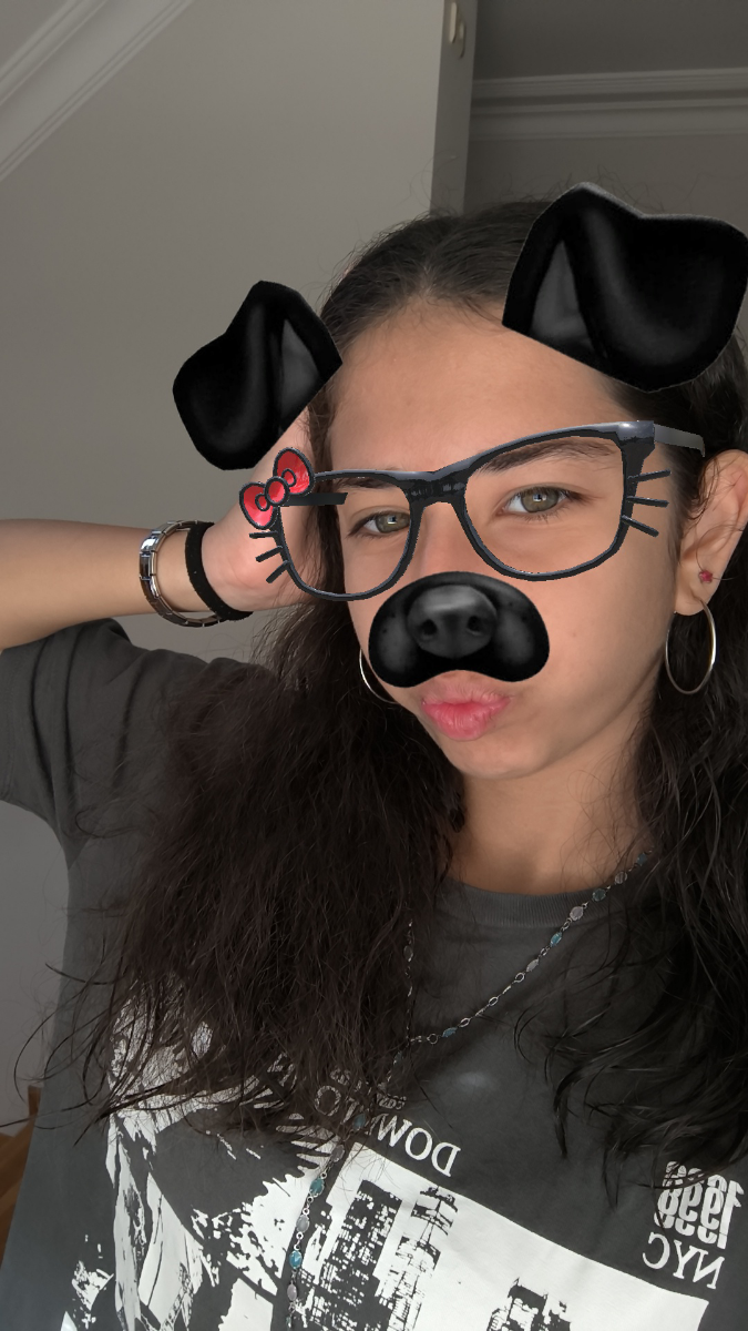 azra ekin K