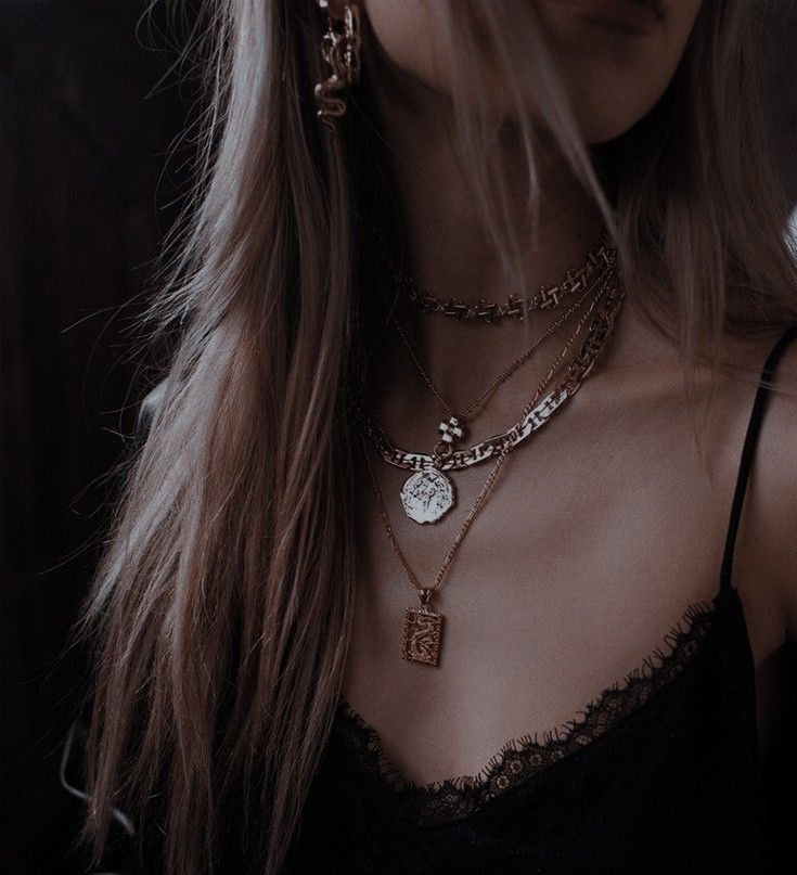 Amelia Stone