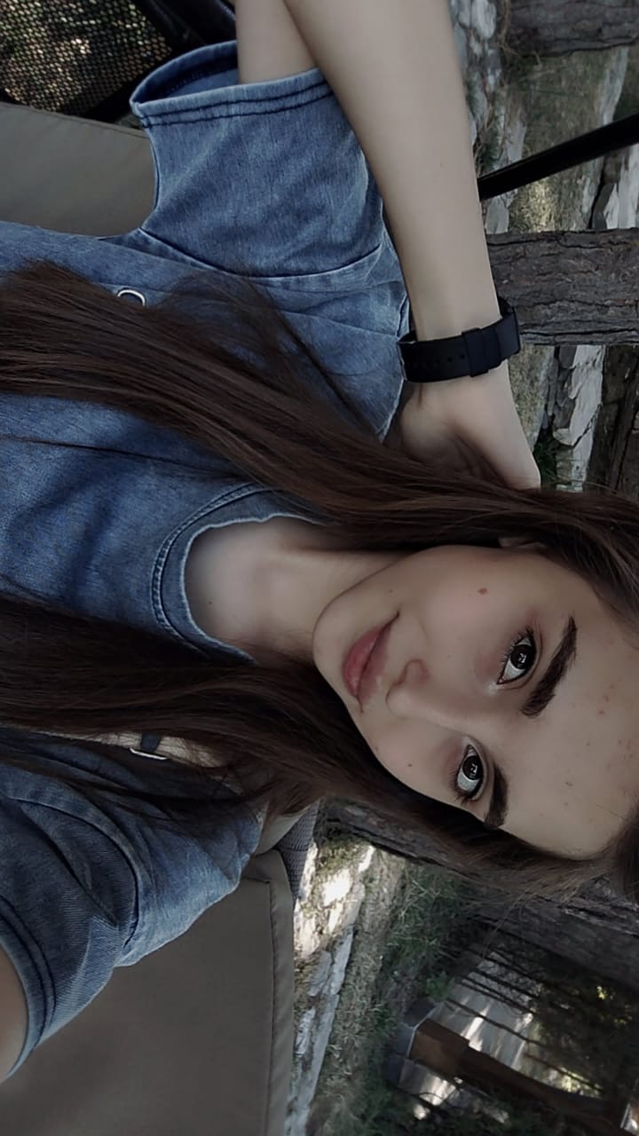 Elif Xalilova