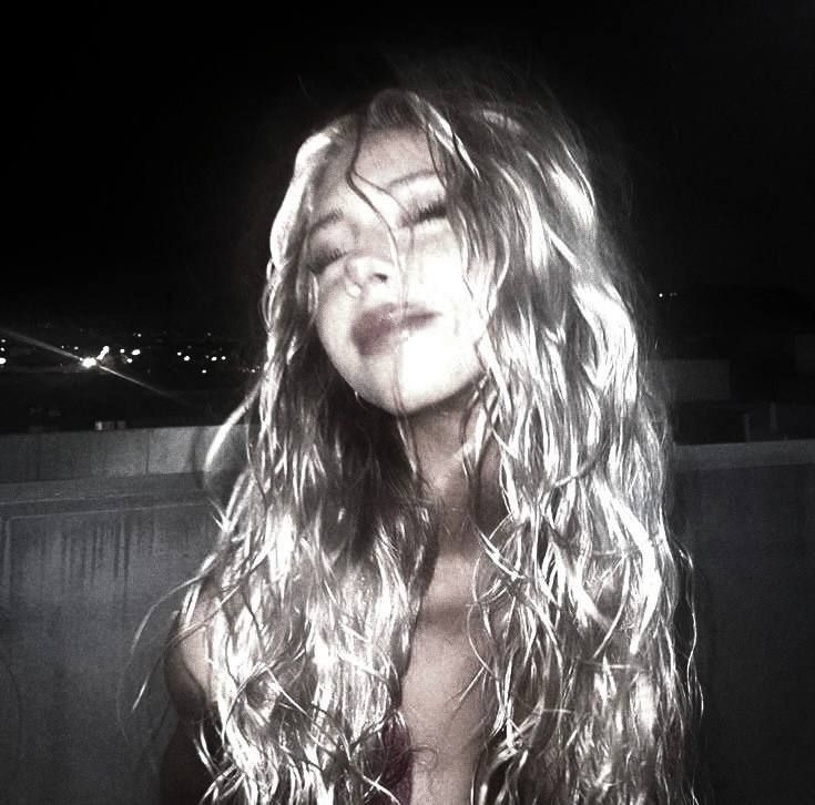 Gece