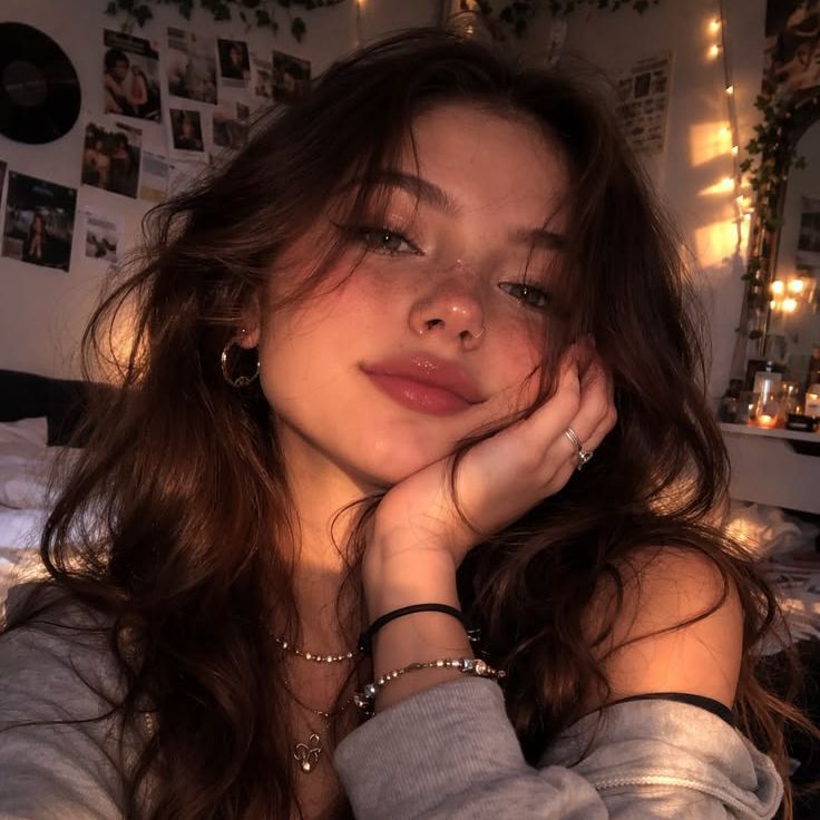 Lara Demir