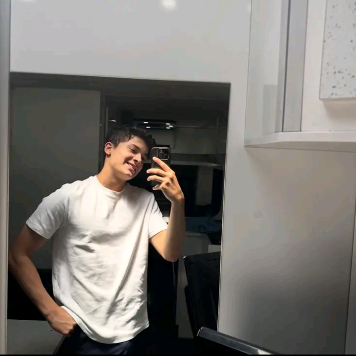 Çgn Efe Ak
