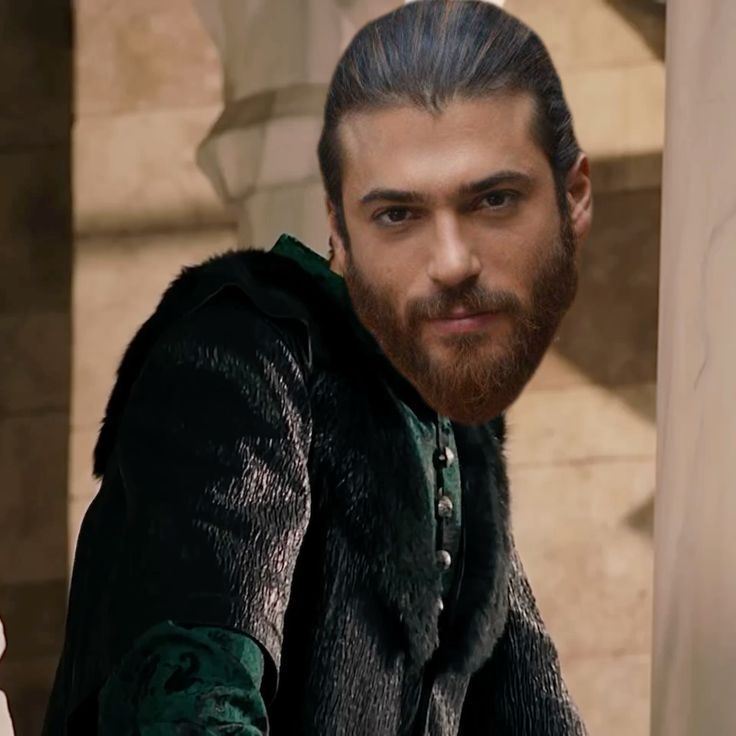 Can Yaman Paşa
