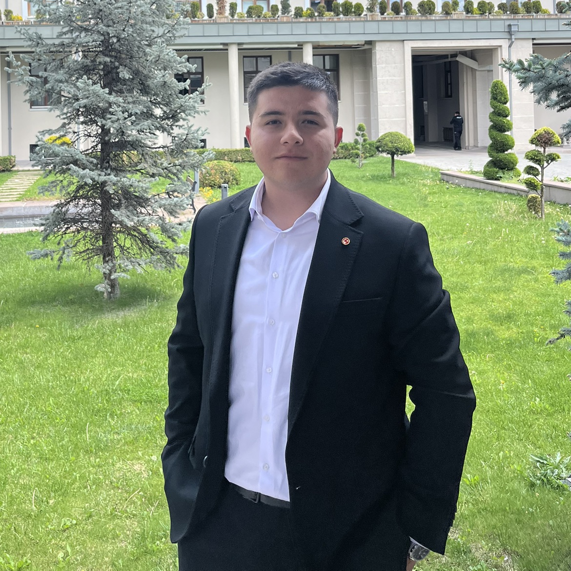 Eren Ensar Elbir