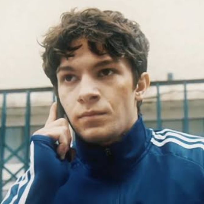 Ela Düzgün