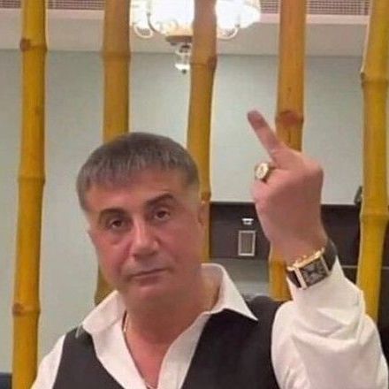 Dünya derew nîne