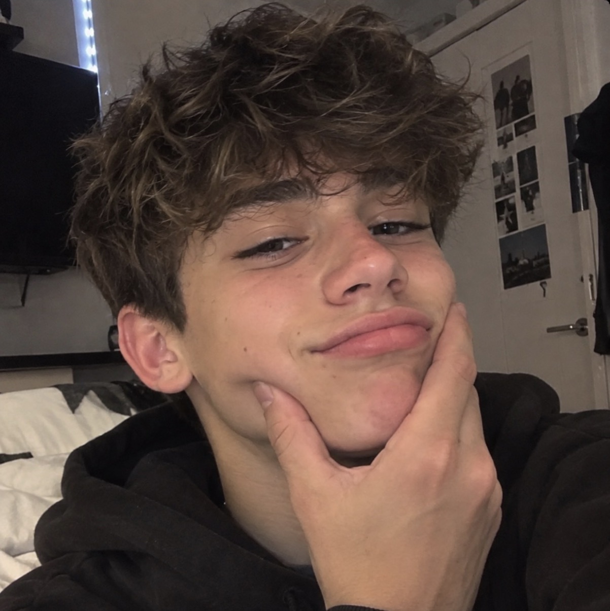 ✦ 𝑬𝒎𝒊𝒓 ✦