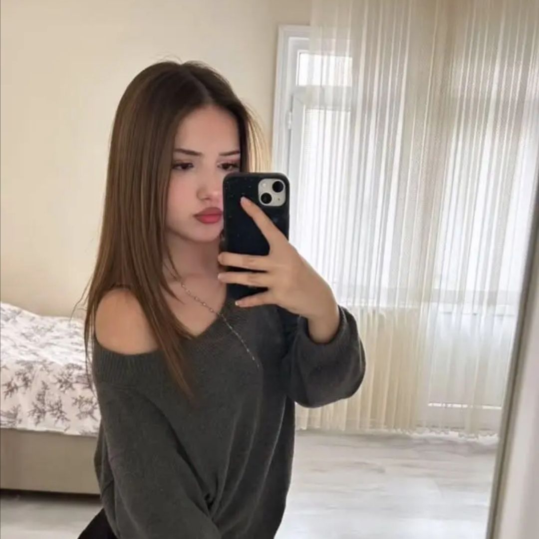 𝔼𝕞𝕚𝕟𝕖🎀