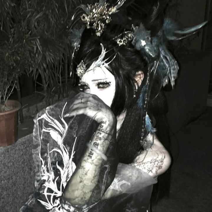 Azelia🕸️